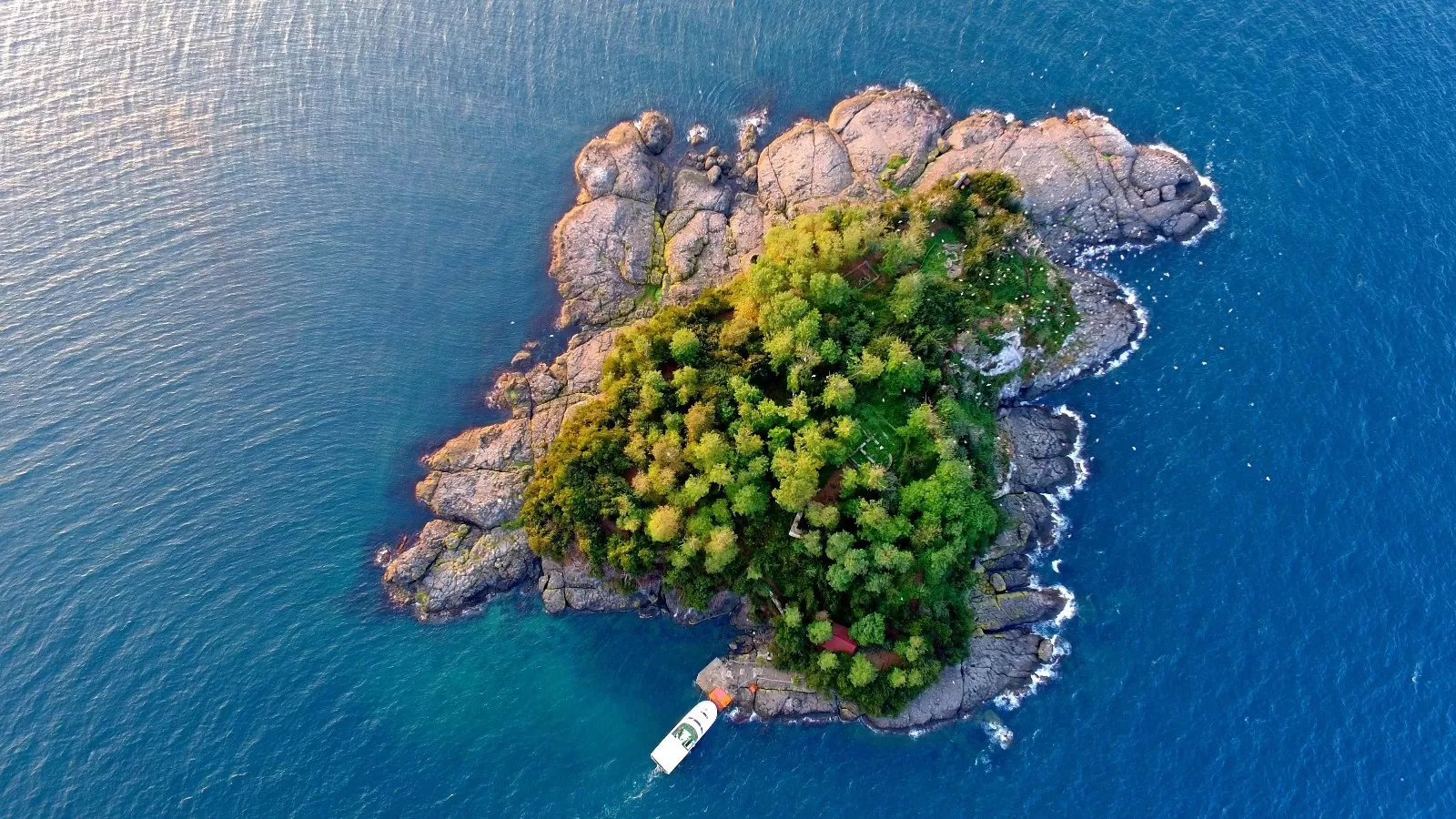 Mitolojinin ve Doğanın Gizemli Kıyısı Giresun Adası